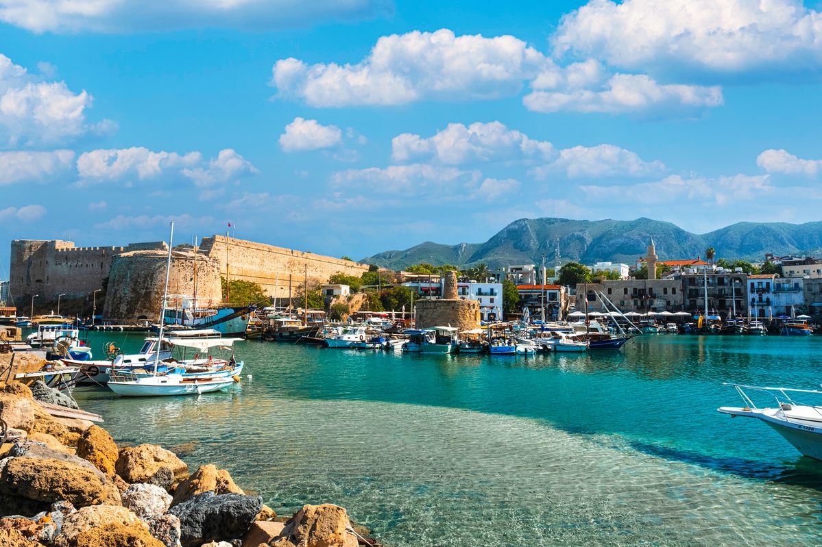 dinh-cu-cyprus.jpg