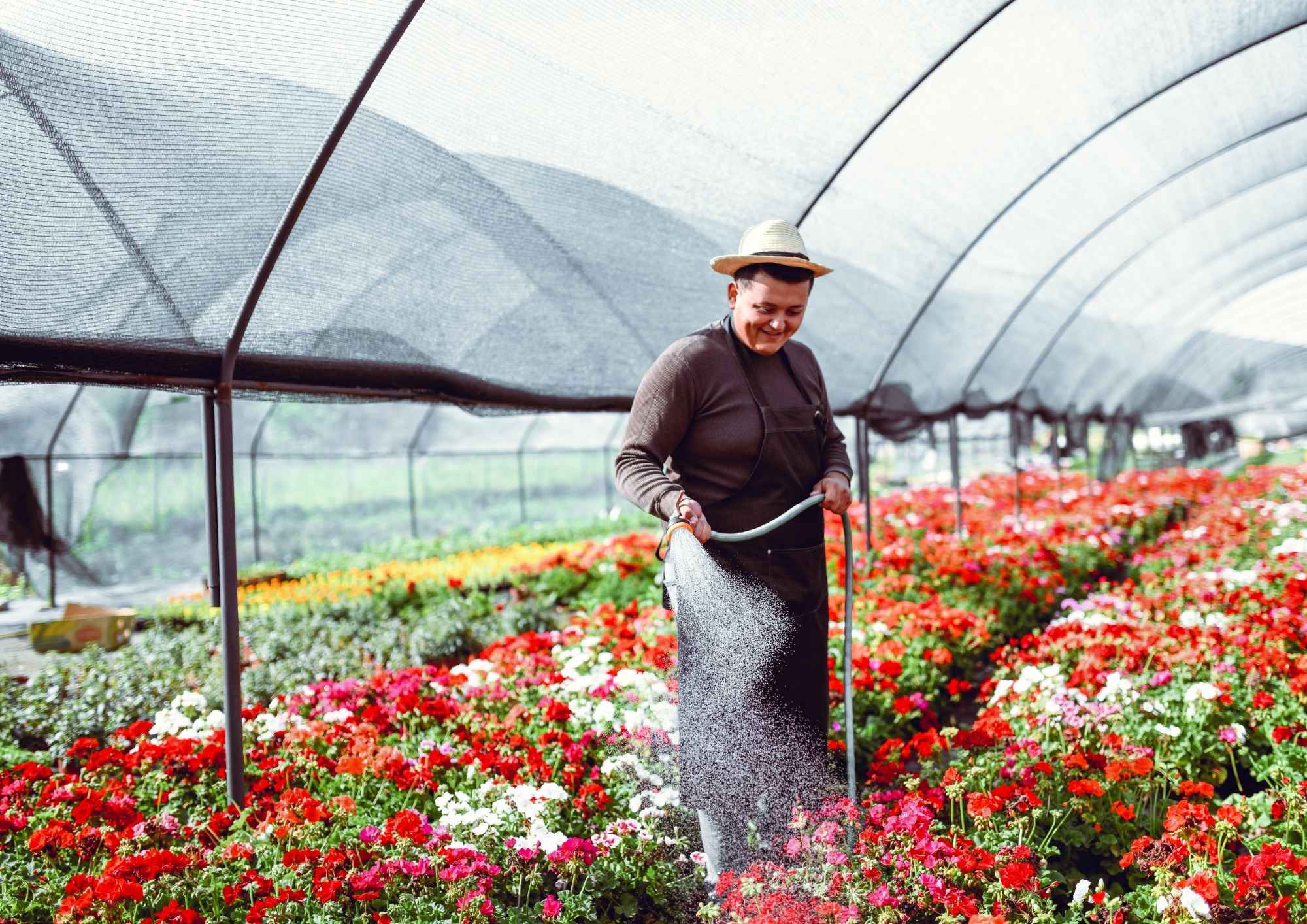 Nhan-Vien-Farm-Hoa-O-My0.jpg
